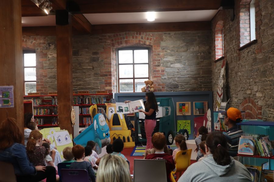 Vroom-Town Storytime in Home-Town Library